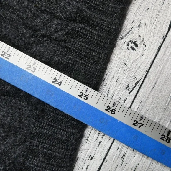 L.L. Bean Sweater Womens Medium Gray Wool Cable Knit Turtleneck Made Ireland